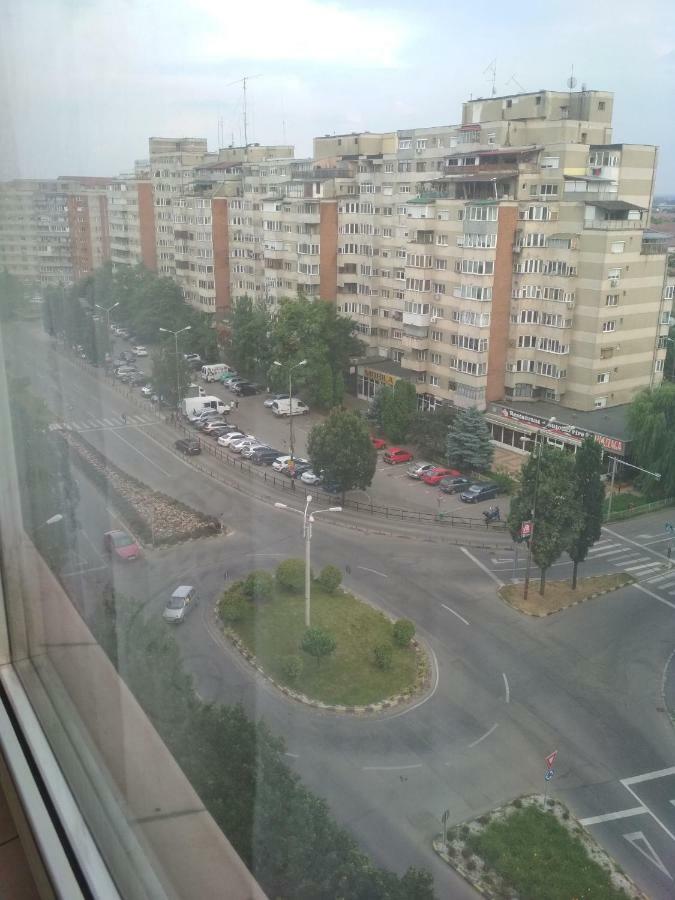 Pelican Proxy Apartment Oradea Exterior foto